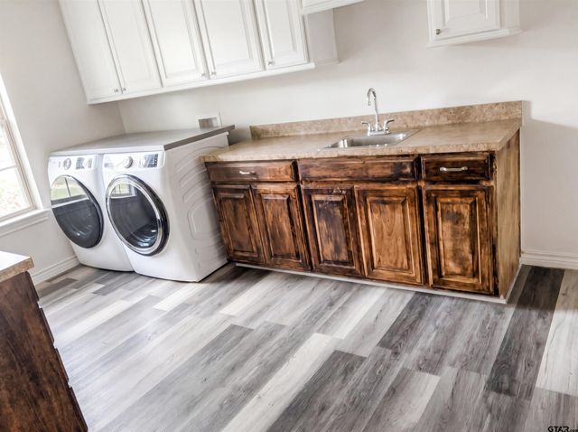 302 Bascom Rd, Whitehouse, TX 75791