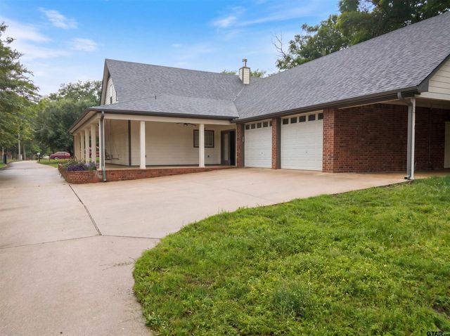 302 Bascom Rd, Whitehouse, TX 75791