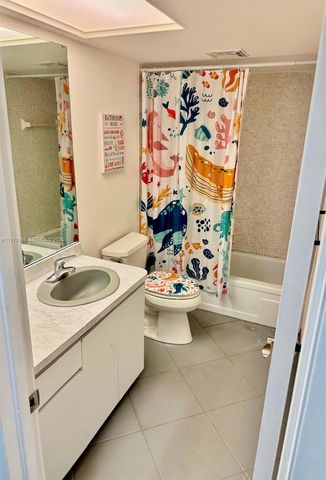 284 NW 69th Avenue 279, Plantation, FL 33317