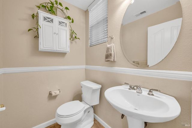 563 Abruzzi Ct, Fairfield, CA 94534