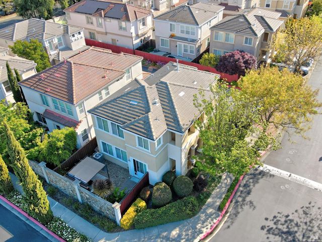 563 Abruzzi Ct, Fairfield, CA 94534