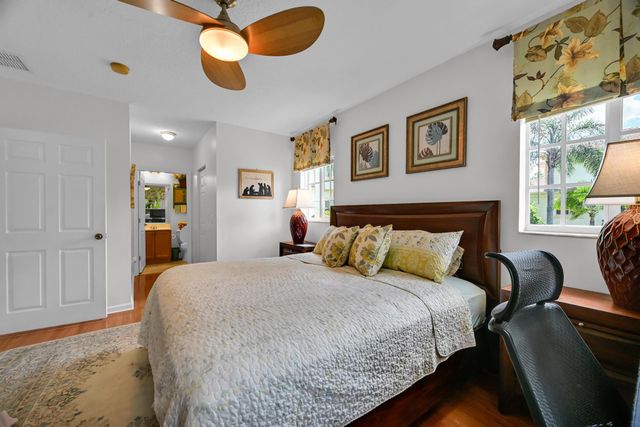 568 7th Square, Vero Beach, FL 32962