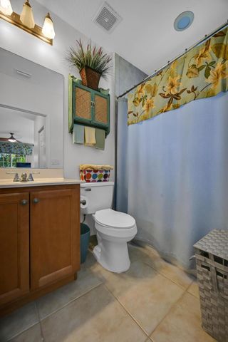 568 7th Square, Vero Beach, FL 32962