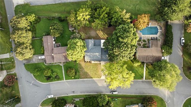 96 Colombia DR, Newport News, VA 23608