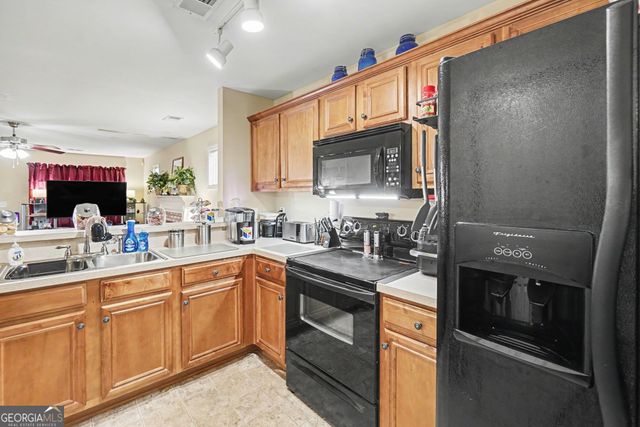 71 Oakbrook Drive SW, Cartersville, GA 30120