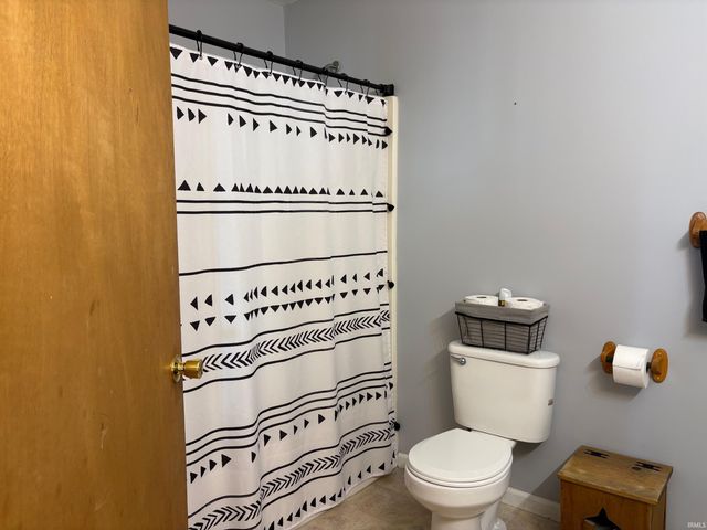 1016 N Roosevelt Street, Silver Lake, IN 46982