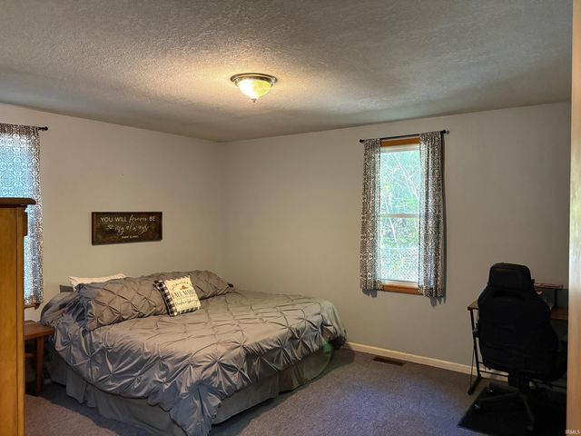 1016 N Roosevelt Street, Silver Lake, IN 46982