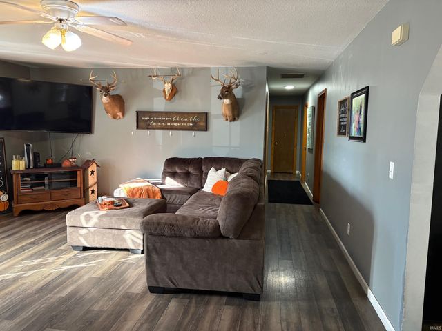 1016 N Roosevelt Street, Silver Lake, IN 46982