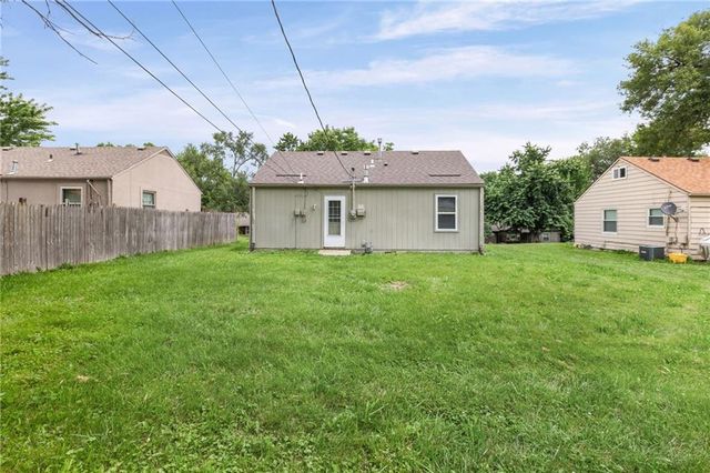 5017 FOREST Avenue, Kansas City, KS 66106