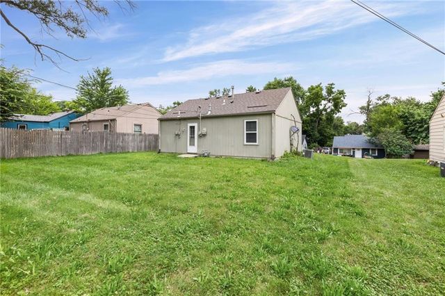 5017 FOREST Avenue, Kansas City, KS 66106