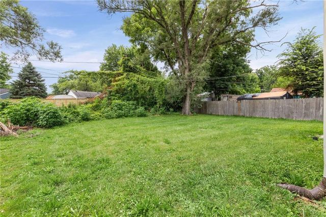 5017 FOREST Avenue, Kansas City, KS 66106