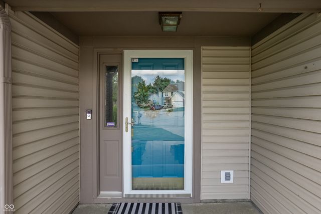 13817 Wabash Drive, Fishers, IN 46038