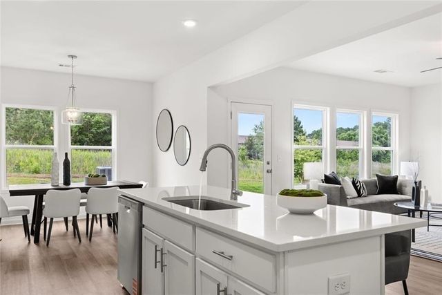 202 Sharon Lane 05, Loganville, GA 30052