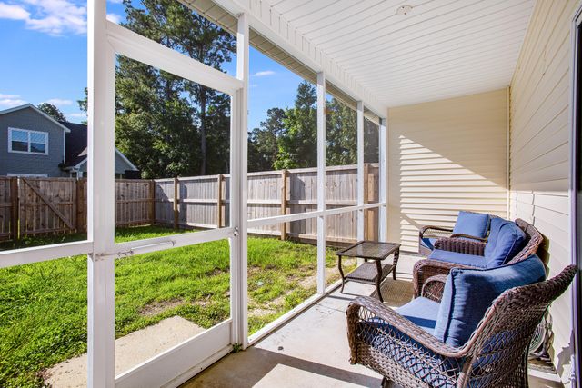 282 Swallowtail Lane, Goose Creek, SC 29445