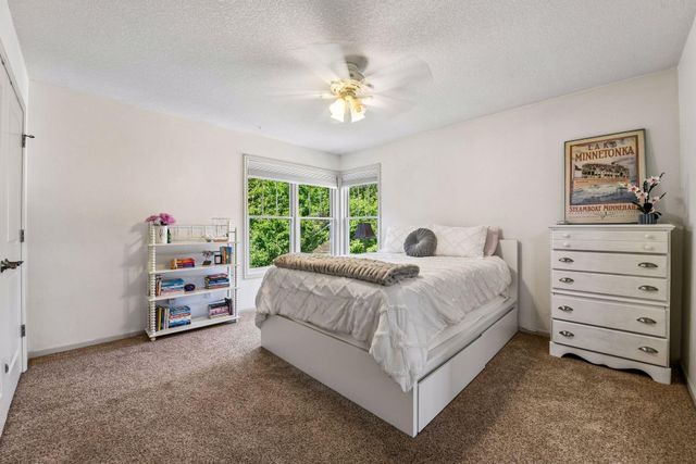 6656 Pointe Lake Lucy, Chanhassen, MN 55317