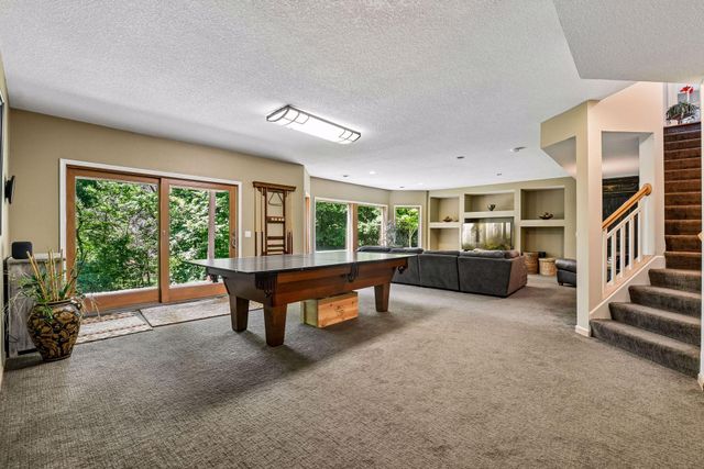 6656 Pointe Lake Lucy, Chanhassen, MN 55317