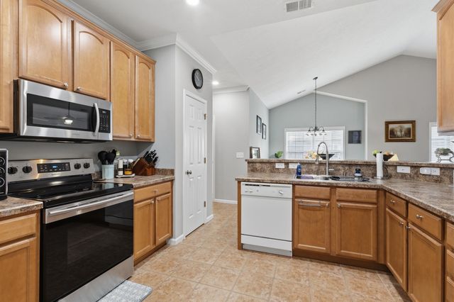 411 Mahogany Dr Unit 201, Murrells Inlet, SC 29576