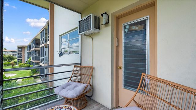 16900 NE 14th Ave 204, Miami, FL 33162
