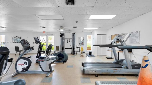 16900 NE 14th Ave 204, Miami, FL 33162