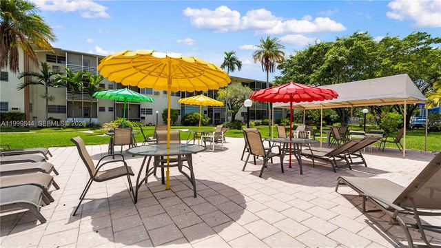 16900 NE 14th Ave 204, Miami, FL 33162