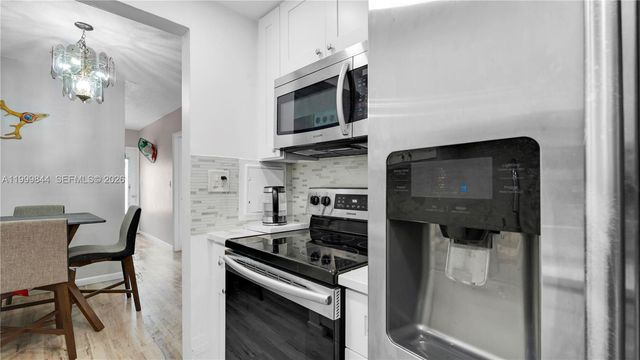 16900 NE 14th Ave 204, Miami, FL 33162