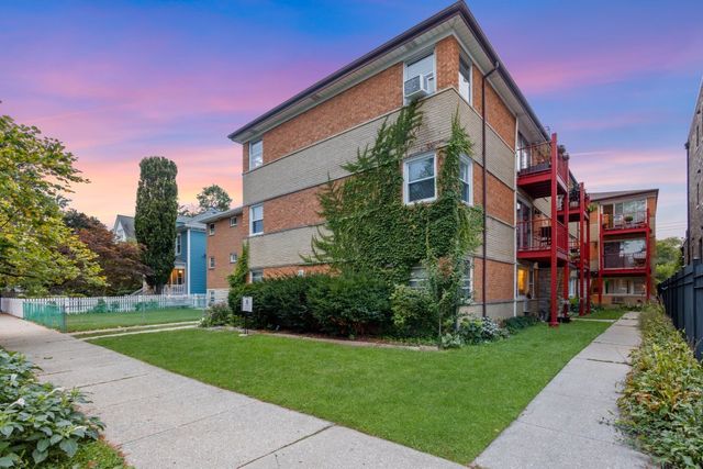 4236 N Kedvale Avenue 5, Chicago, IL 60641