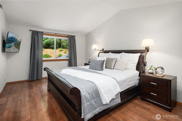 21422 SE 37th Street, Sammamish, WA 98075