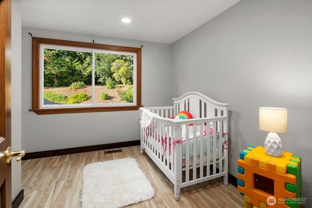 21422 SE 37th Street, Sammamish, WA 98075