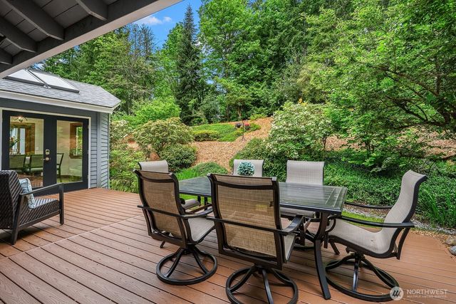21422 SE 37th Street, Sammamish, WA 98075