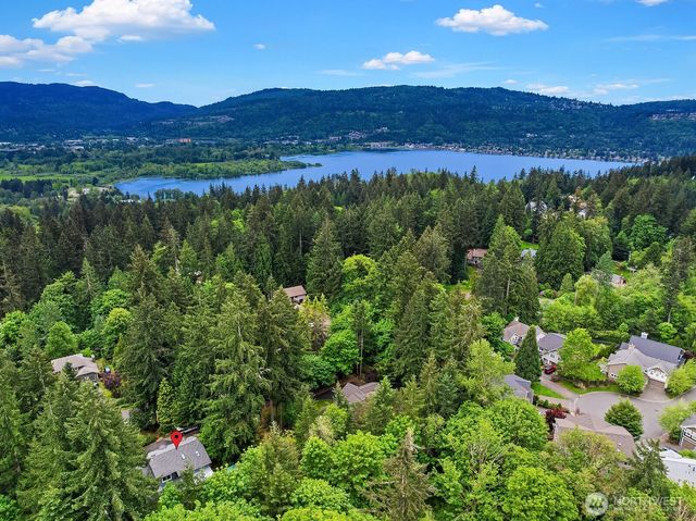 21422 SE 37th Street, Sammamish, WA 98075