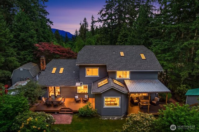 21422 SE 37th Street, Sammamish, WA 98075