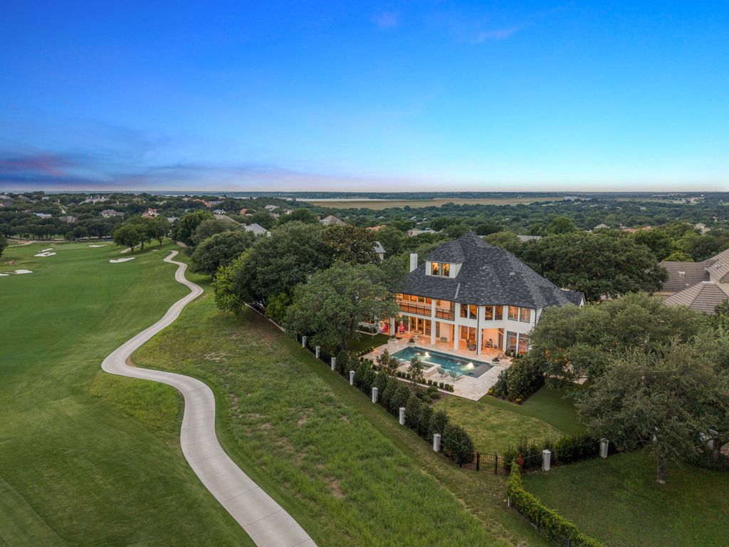 6605 Sahalee Drive, Fort Worth, TX 76132