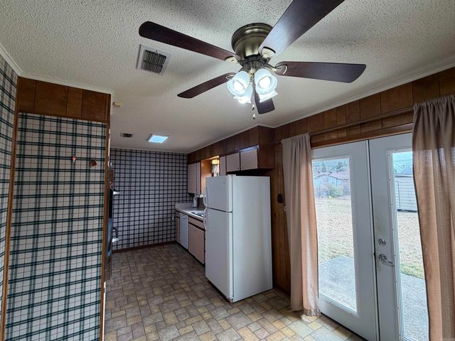 2810 Claremont, Pine Bluff, AR 71602