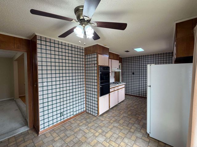 2810 Claremont, Pine Bluff, AR 71602