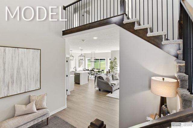 5731 Kestrel Parkway, Elkhorn, NE 68022