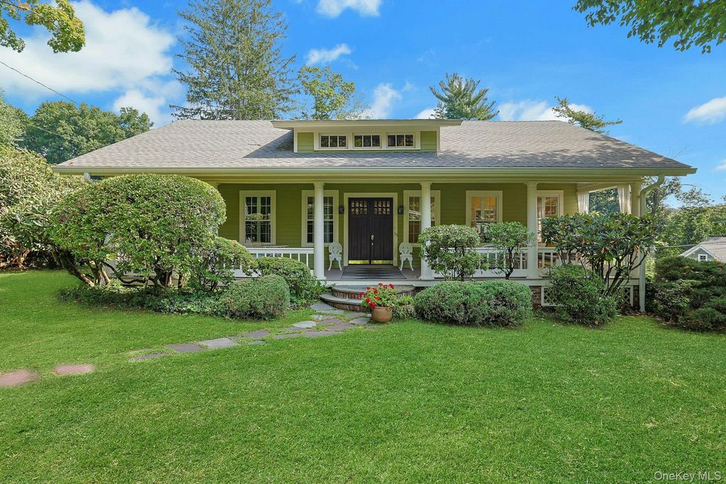 35 Grandview Avenue, Pleasantville, NY 10570 — exterior