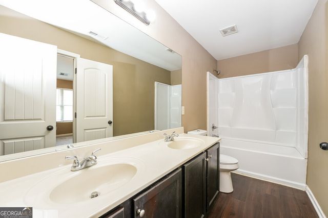 981 Rock Elm Drive, Auburn, GA 30011