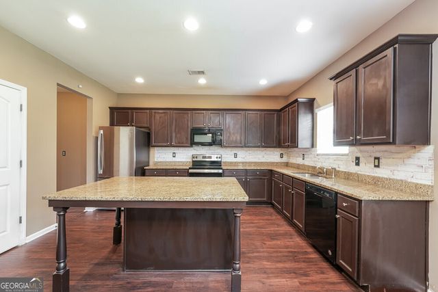 981 Rock Elm Drive, Auburn, GA 30011