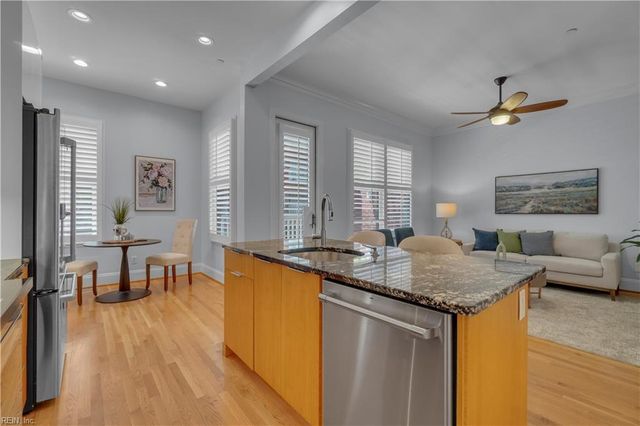 257 W Freemason ST, Norfolk, VA 23510