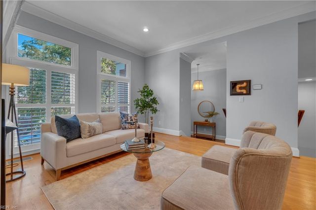 257 W Freemason ST, Norfolk, VA 23510