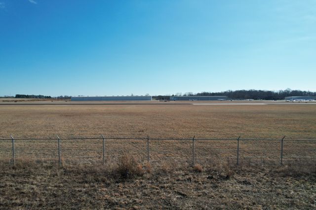 1 Highway 41N TN, Cedar Hill, TN 37032