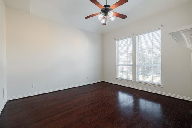 7155 Windwater Lagoon, Houston, TX 77036