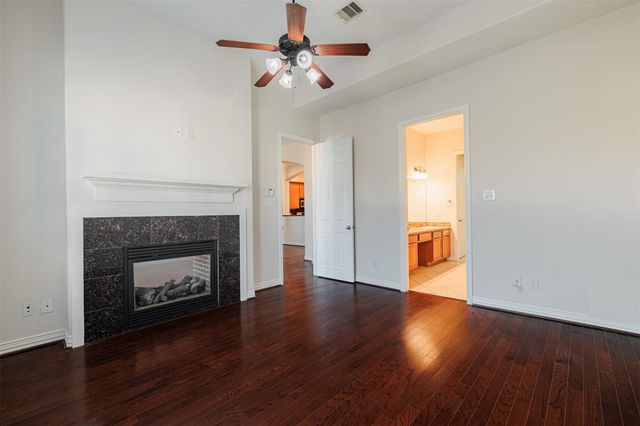 7155 Windwater Lagoon, Houston, TX 77036