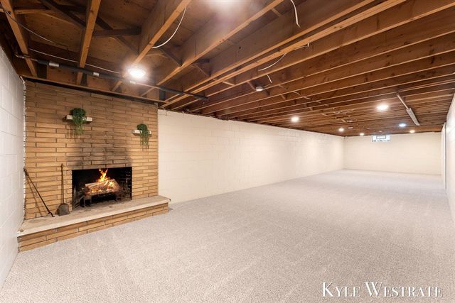 3555 Chippewa Drive, Norton Shores, MI 49441