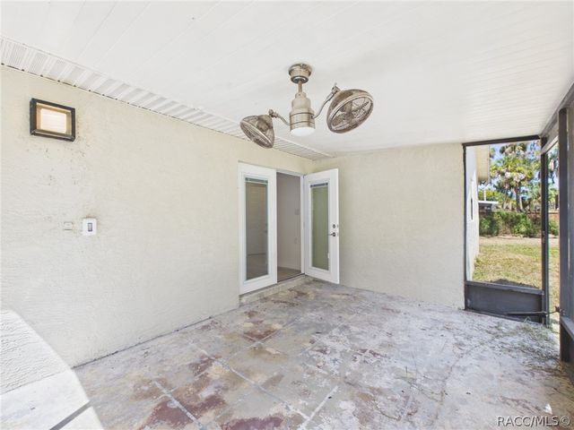779 N Palm Springs Terrace, Crystal River, FL 34429