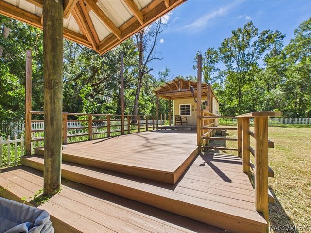 779 N Palm Springs Terrace, Crystal River, FL 34429