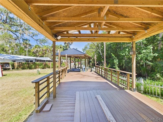 779 N Palm Springs Terrace, Crystal River, FL 34429