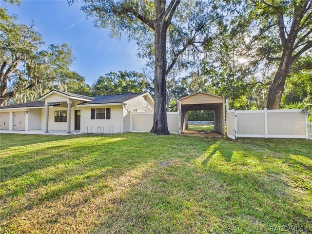 779 N Palm Springs Terrace, Crystal River, FL 34429