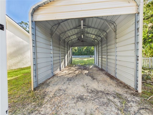 779 N Palm Springs Terrace, Crystal River, FL 34429