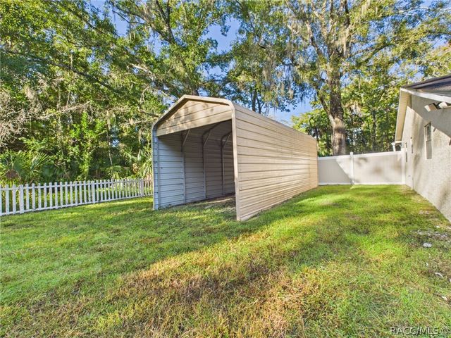 779 N Palm Springs Terrace, Crystal River, FL 34429
